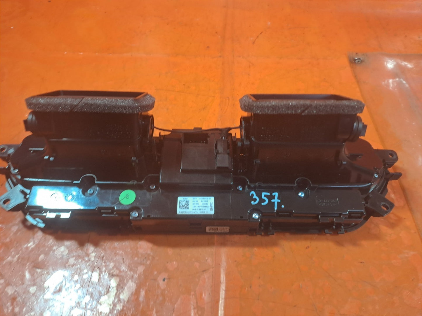 ebay-src:https://i.ebayimg.com/00/s/mtiwmfgxnjaw/z/lfaaaeswqd9pqt4f/$_57.jpg