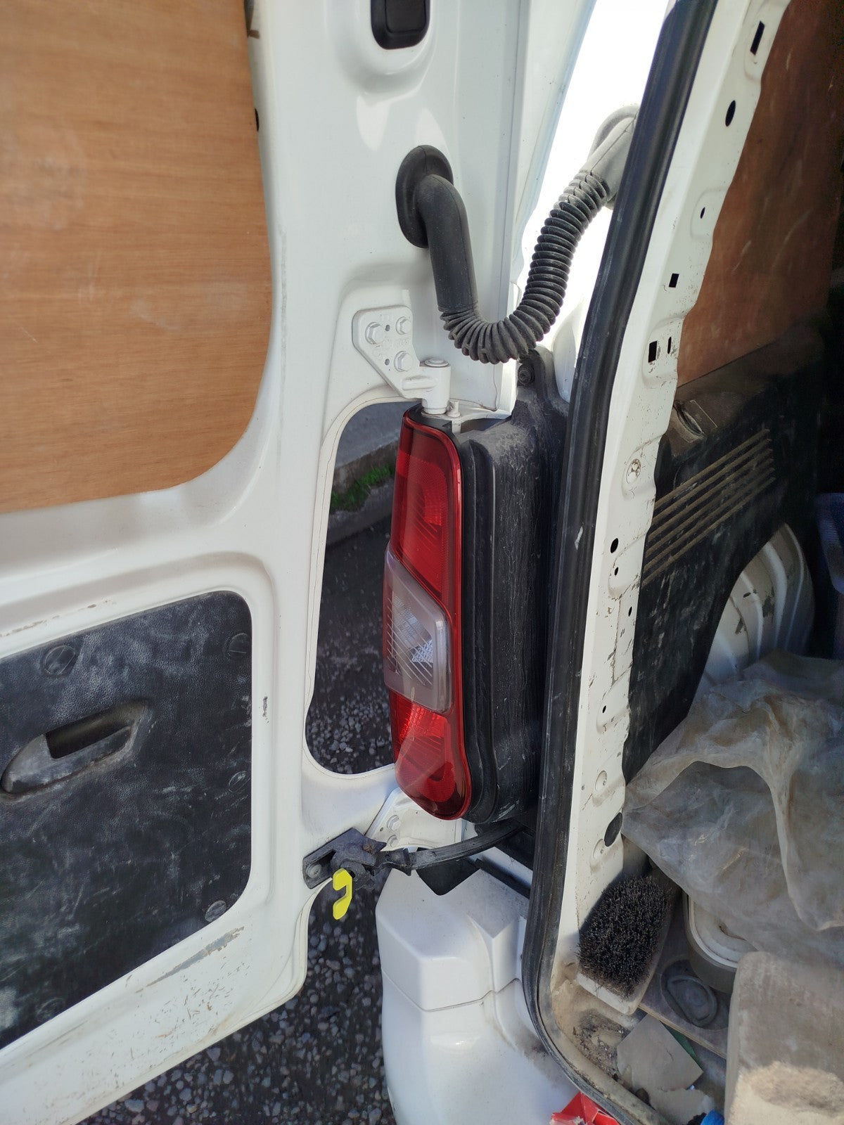 Vauxhall Combo MK4 1.5 Diesel 2020 Rear Left Door Hinges Pair White A414 - Image 1