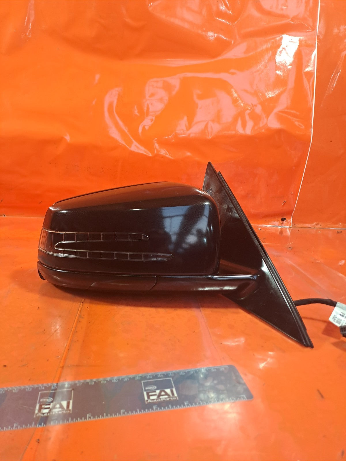 ✅2009 MERCEDES E CLASS W212 2.1D FRONT RIGHT WING MIRROR BLACK 197 WARRANTY A314 - Image 1