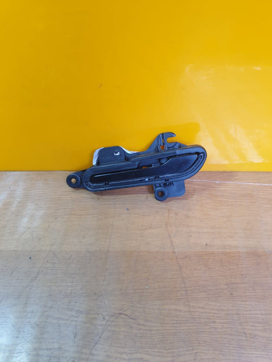 ✅2022 TESLA MODEL Y FRONT LEFT DOOR HANDLE 1528114-00-D + WARRANTY A172 - Image 1