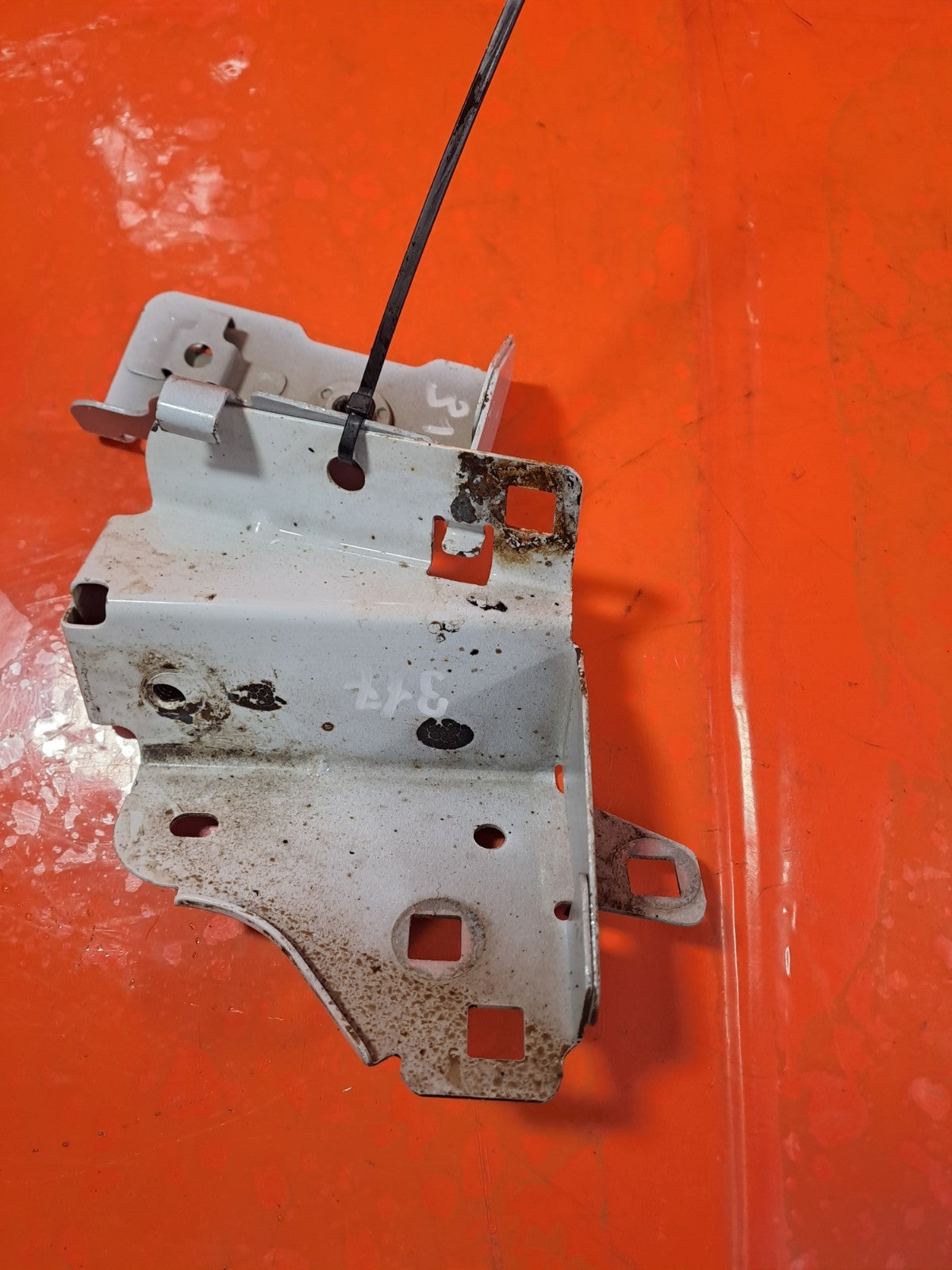 ✅RENAULT ZOE DYNAMIQUE 2015 FRONT RIGHT WING BRACKETS 620435786R Warranty A317 - Image 8