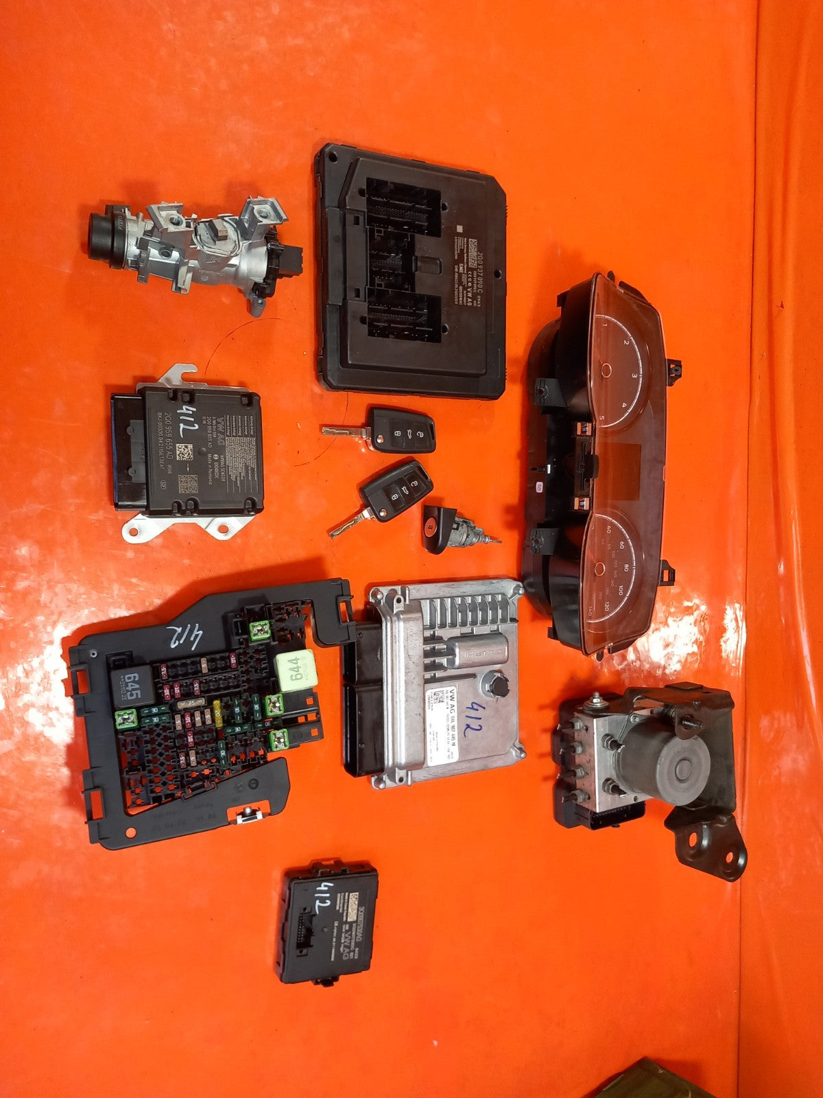 2021 VW Transporter T30 ECU Lock Set 3Q0907530AG Warranty A412 - Image 2