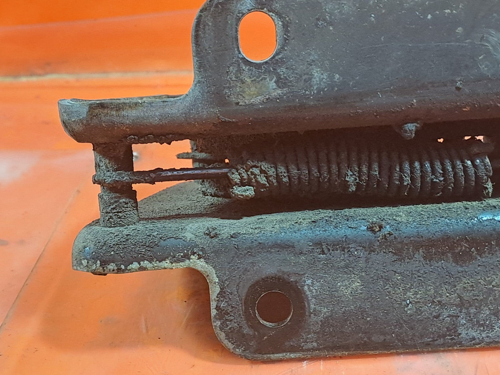 ebay-src:https://i.ebayimg.com/00/s/mtiwmfgxnjaw/z/8rqaaeswbbjpoud8/$_57.jpg