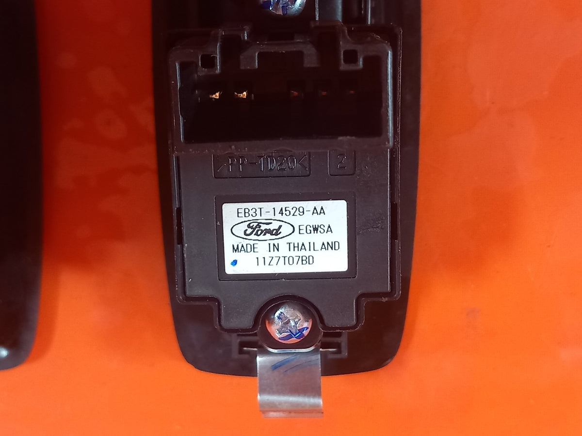 ebay-src:https://i.ebayimg.com/00/s/mtiwmfgxnjaw/z/isyaaeswvsnqnw3v/$_57.jpg