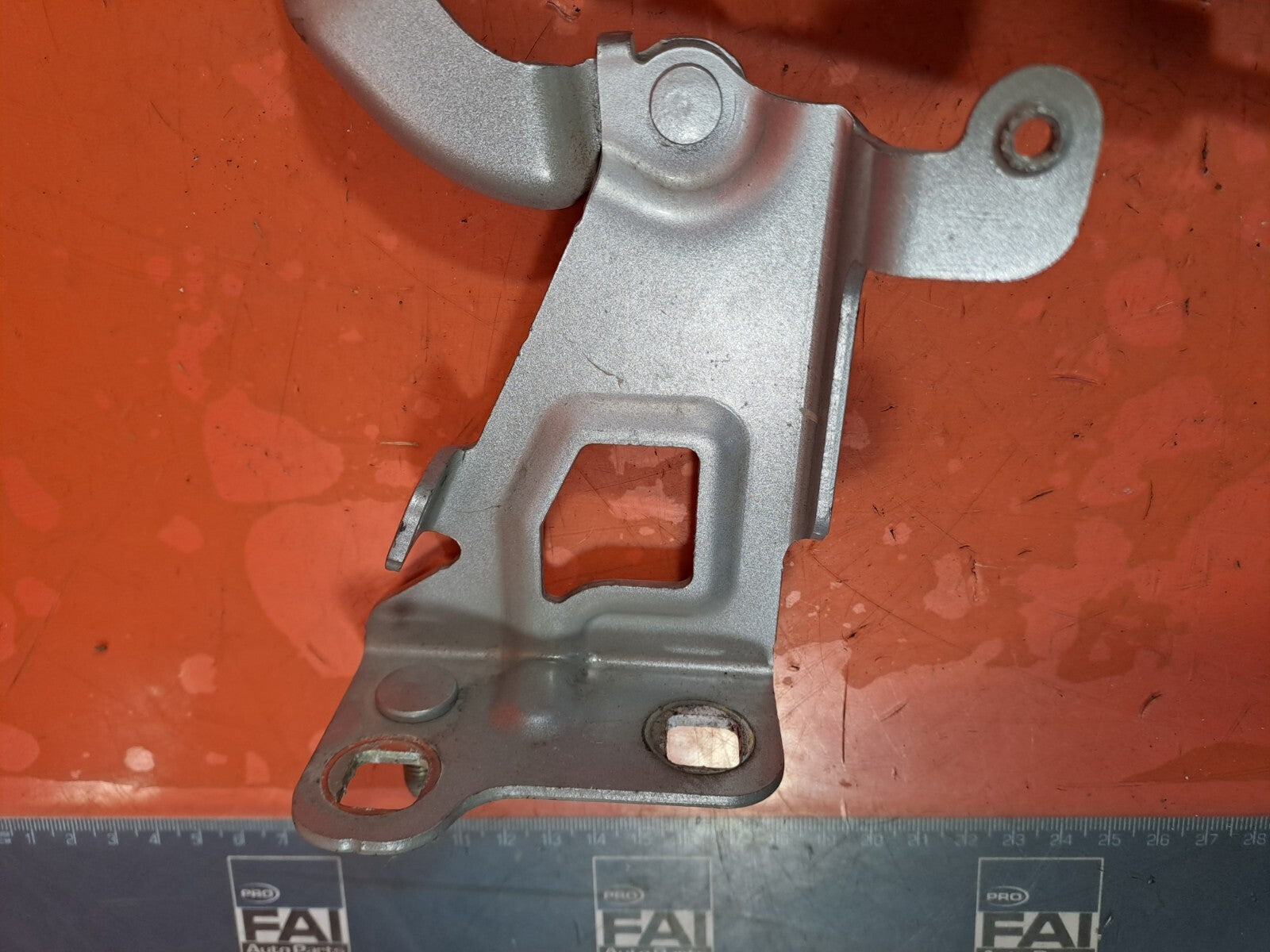 ✅Renault Trafic III Sl27 Sport 2016 1.6 Diesel BONNET HINGE &STRUT &BRACKET A256 - Image 10