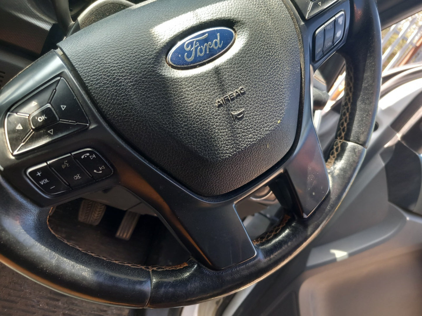 2017 Ford Ranger Wildtrak Steering Wheel Warranty A401 - Image 4