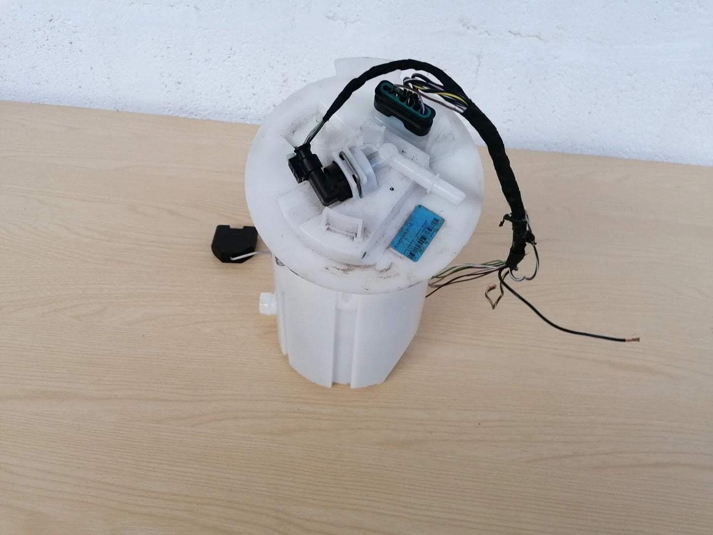 ✅Mercedes CLS 450 W257 3.0 Petrol 2019 Fuel Pump Tank Sender Unit A2054702702 - Image 5