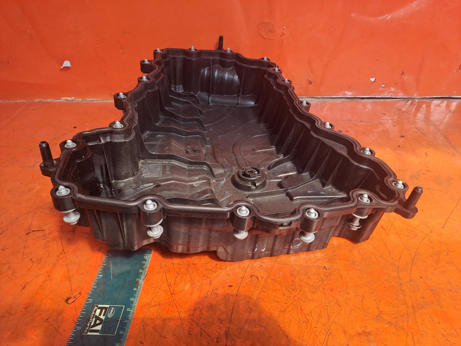 ebay-src:https://i.ebayimg.com/00/s/mtiwmfgxnjaw/z/xraaaeswmohoob5-/$_57.jpg