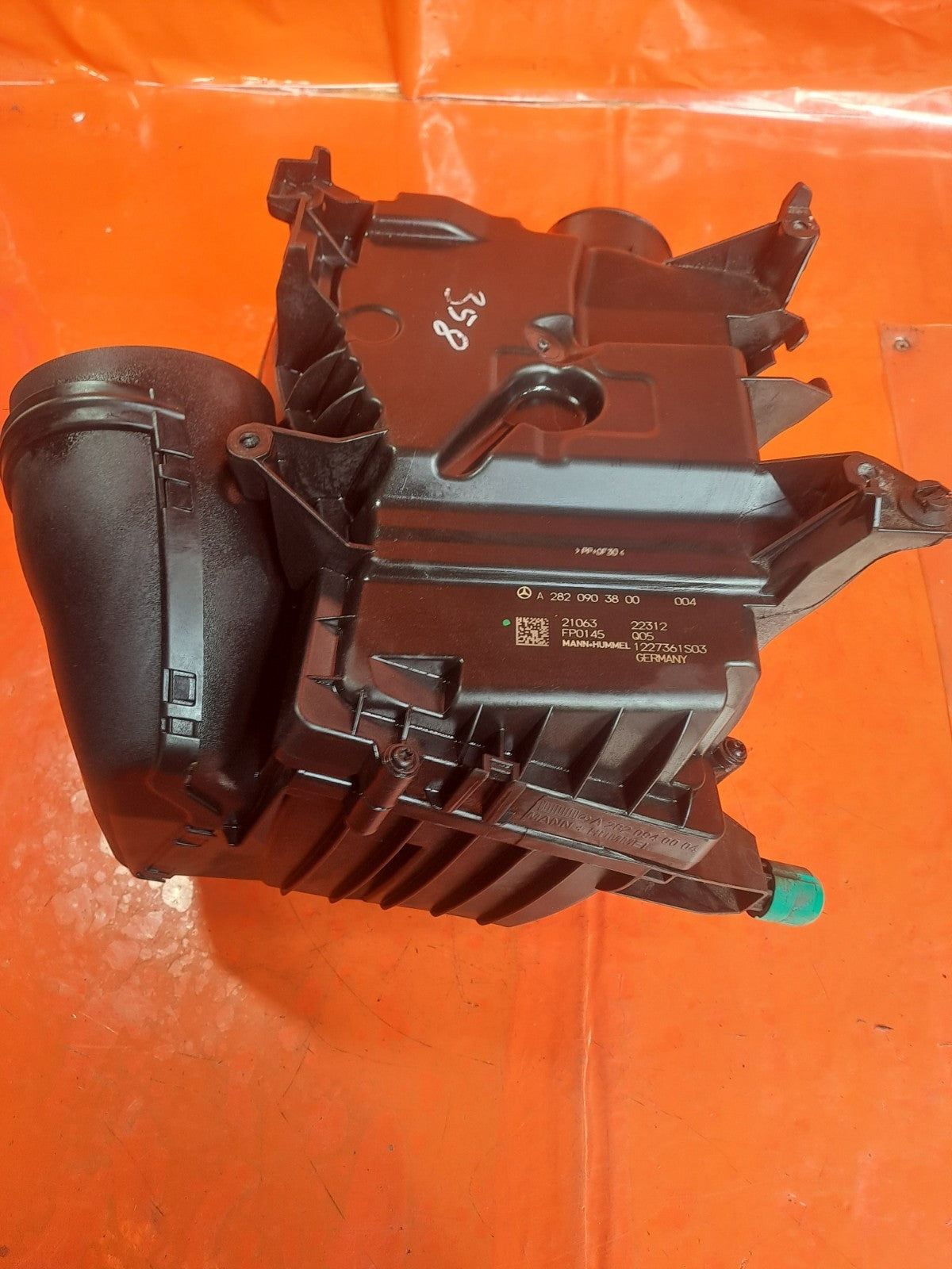 ✅MERCEDES CLA 180 AMG LINE 1.3 PETROL 2021 AIR FILTER BOX A2820903800 Warranty - Image 2