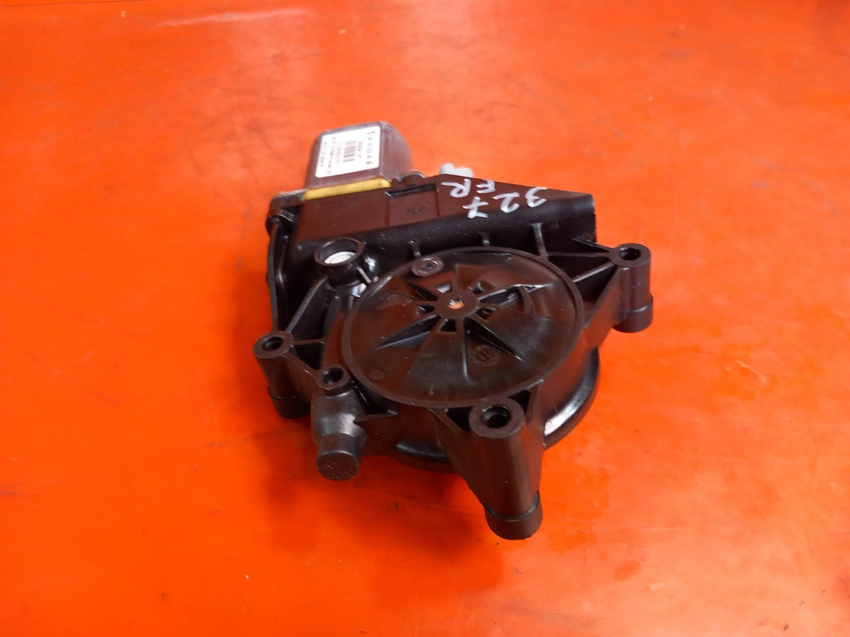 ebay-src:https://i.ebayimg.com/00/s/mtiwmfgxnjaw/z/nvuaaesw5njqhf08/$_57.jpg