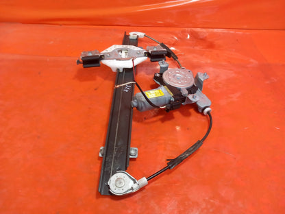 2018 Ssangyong Korando ELX Window Regulator Motor Front Left 98810-CZ010 A329 - Image 3