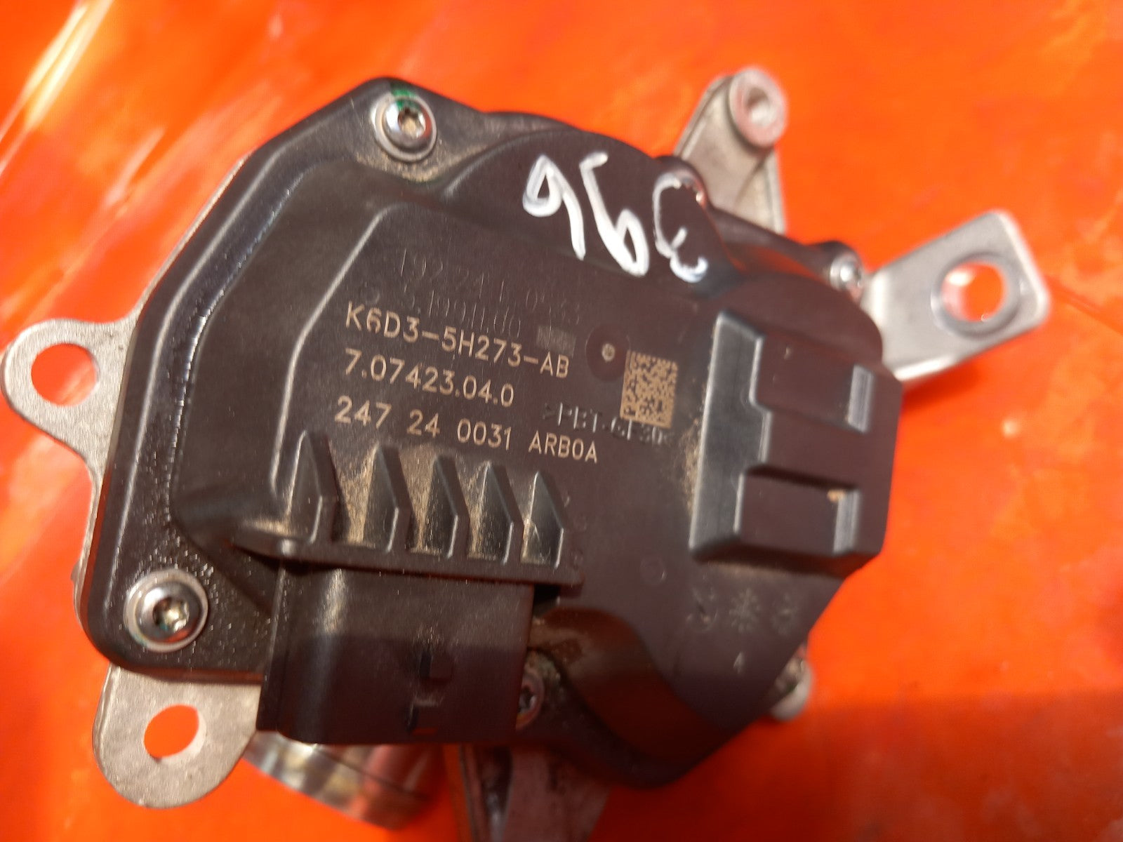 2025 Land Rover Defender L663 3.0 Diesel EGR Valve K6D3-5H273-AB Warranty A396 - Image 10