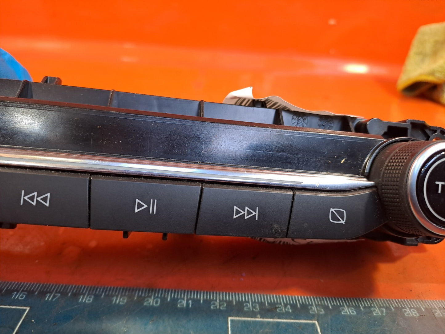 ✅2018-2025 FORD FOCUS MK4 MULTIMEDIA CONTROL SWITCH PANEL JX7T-18K811-AC A242 - Image 3