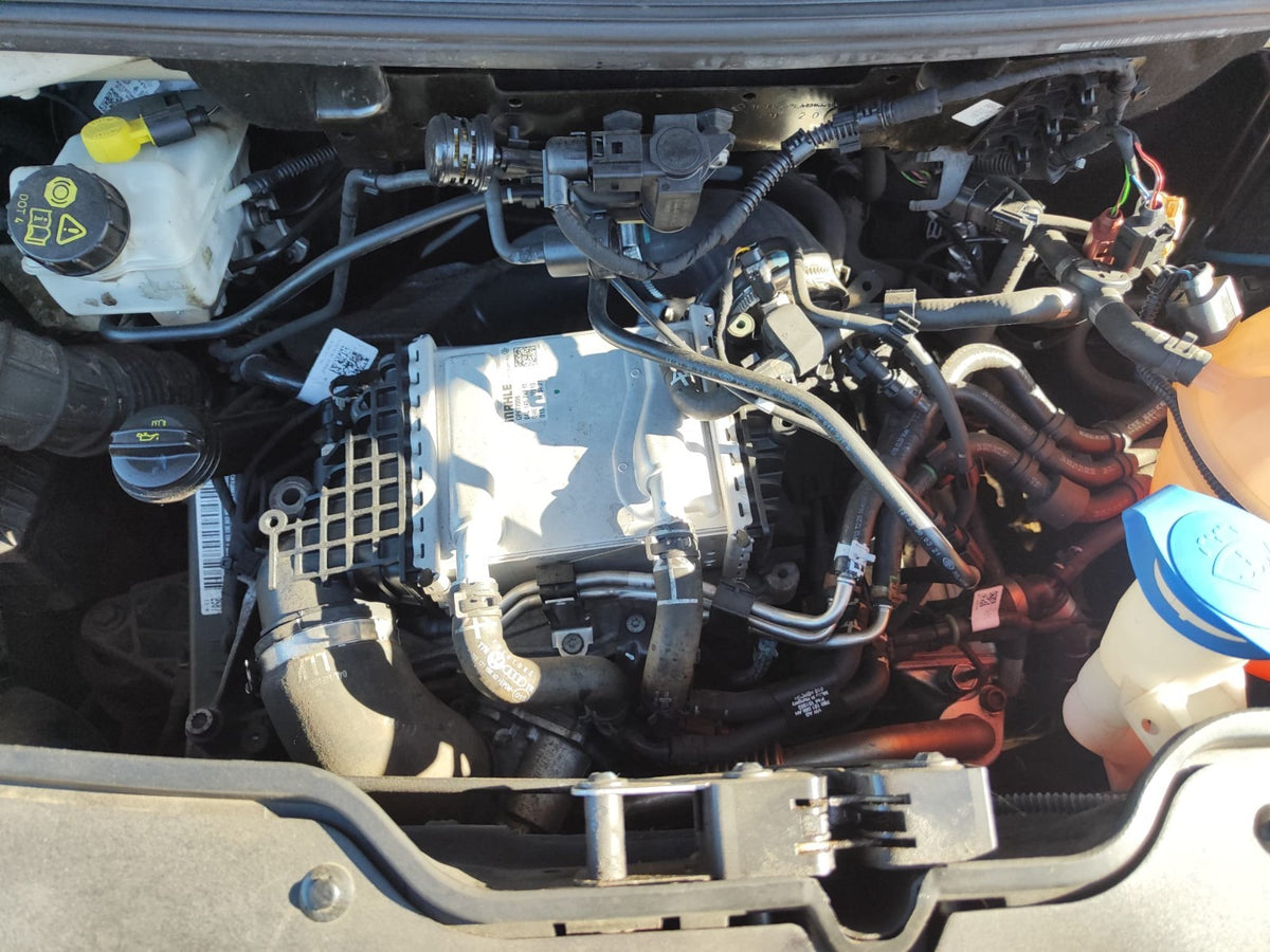 2021 VW Transporter T30 2.0 TDI Diesel Complete Engine CXHC Warranty A412 - Image 1