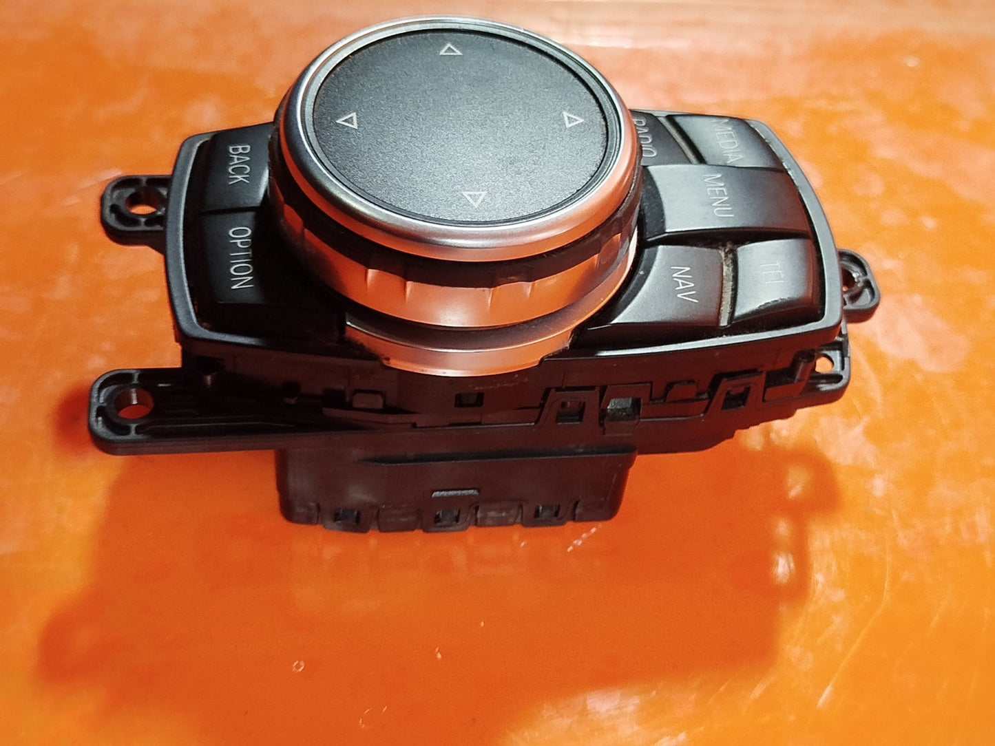 ebay-src:https://i.ebayimg.com/00/s/mtiwmfgxnjaw/z/x4saaeswt7dpxtum/$_57.jpg