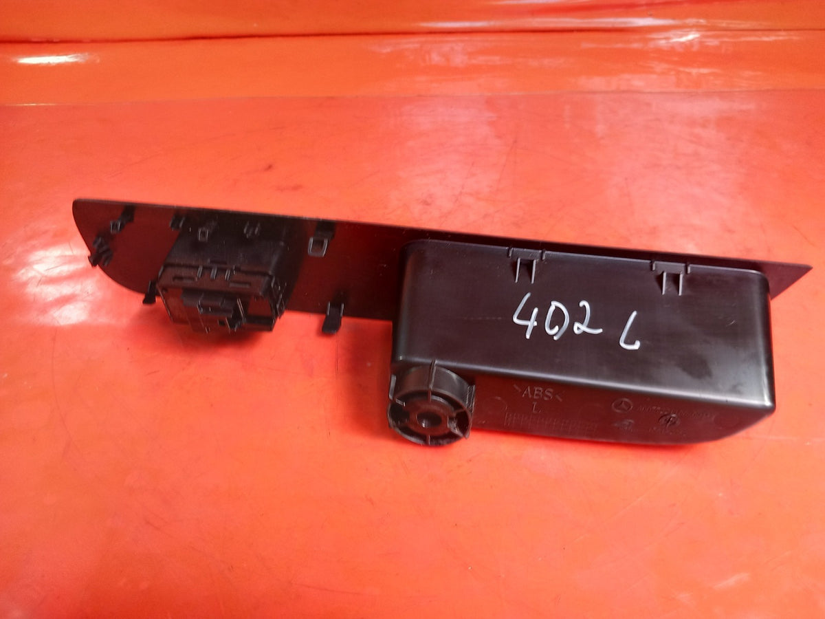 ebay-src:https://i.ebayimg.com/00/s/mtiwmfgxnjaw/z/zk0aaeswwcdqfit-/$_57.jpg