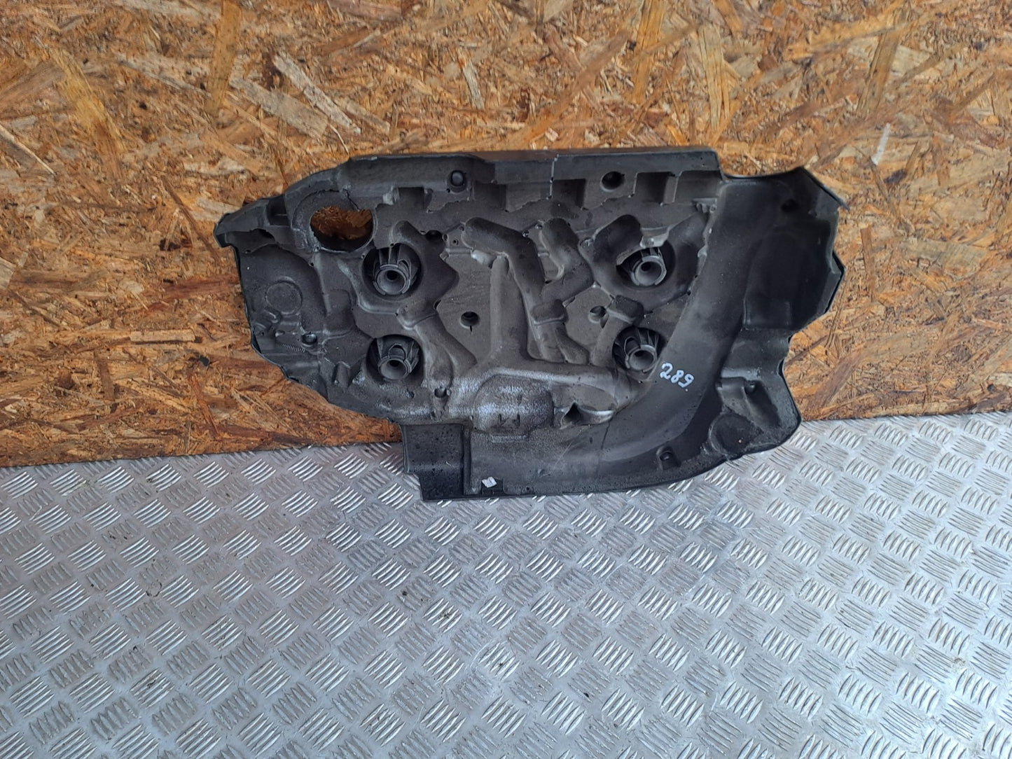 ✅2012 VOLVO XC60 MK1 ENGINE TOP COVER 31319191 + WARRANTY A289 - Image 8