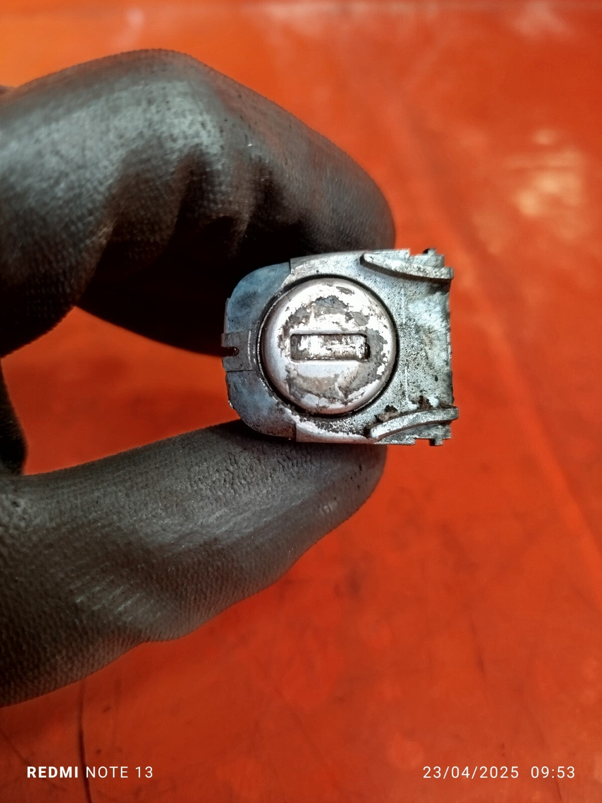 ✅AUDI Q5 S LINE 2.0 PETROL 2012 DOOR LOCK AND KEY 8R2837168 8T0959754D Warranty - Image 4