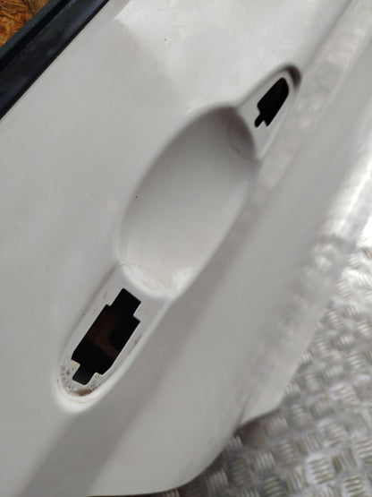 ✅BMW F21 118I M Sport 2015 1.6 Petrol FRONT RIGHT DOOR WHITE 9287433 Warranty - Image 9