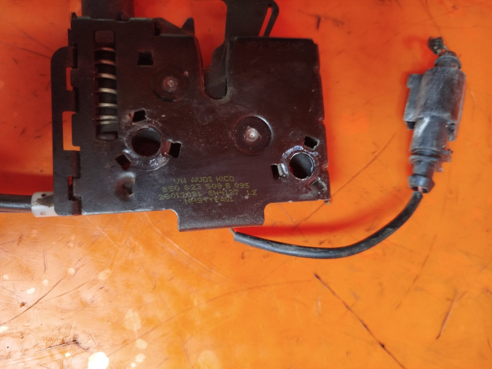 ✅2021 VW POLO MATCH 1.0P BONNET HOOD LOCK LATCH 850823509B + WARRANTY A214 - Image 9