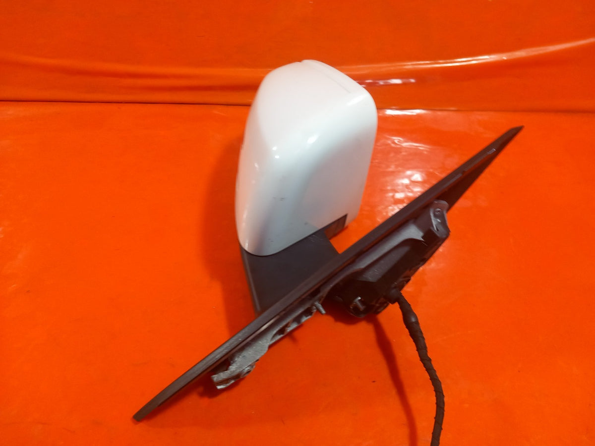 Mercedes GLA 200D X156 2.1 Diesel 2016 Front Right Wing Mirror White 7 Pin A334 - Image 5