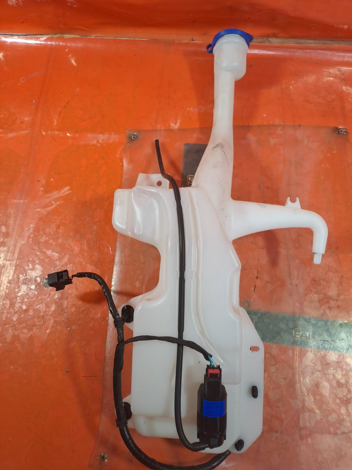 ✅2024 FORD TRANSIT COURIER WINDSCREEN WASHER FLUID BOTTLE TANK R2X6-17B613-AB - Image 12