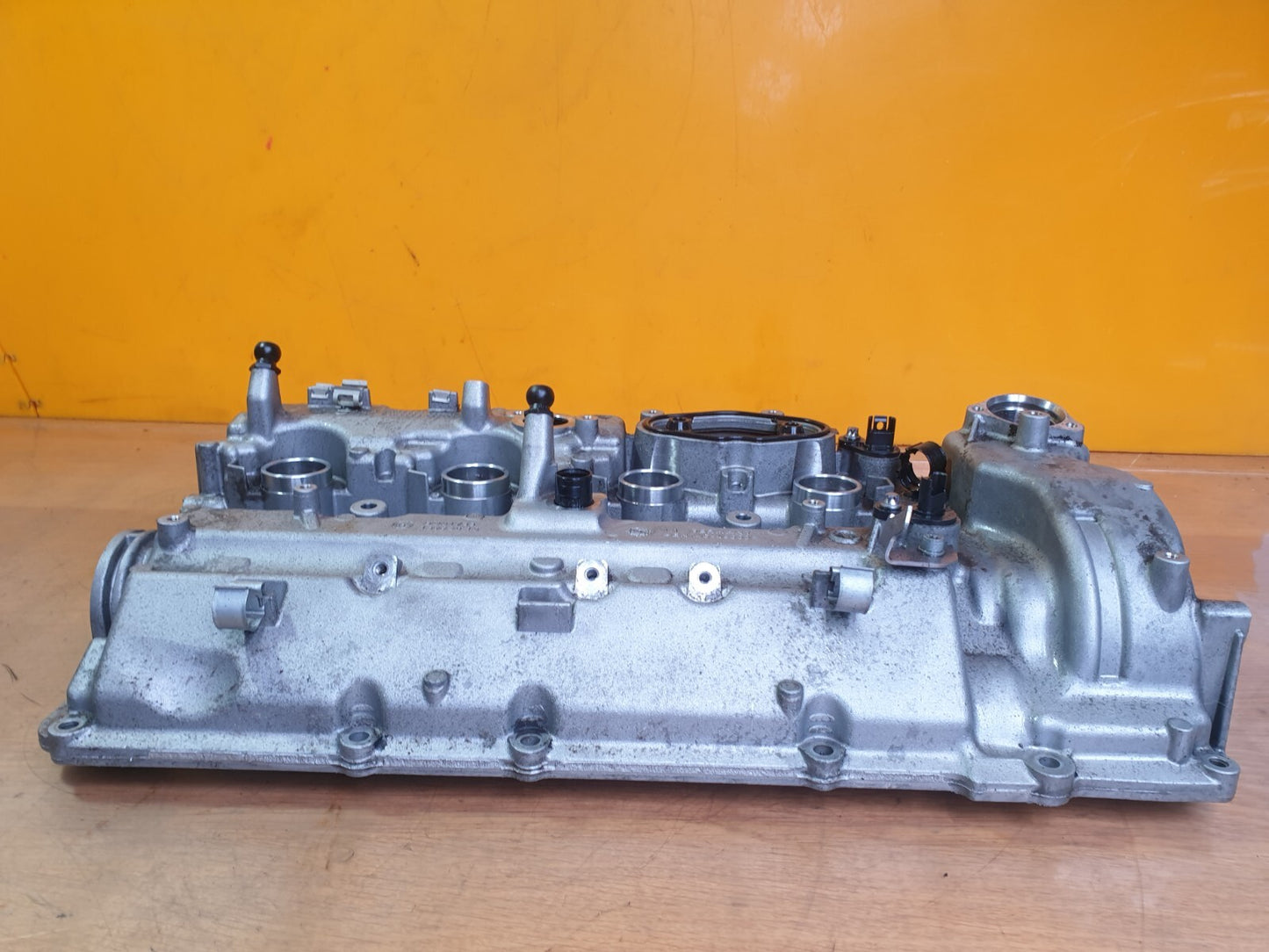 ✅2014 BMW 5 SERIES F11 4.4P ENGINE ROCKER VALVE COVER RIGHT SIDE + WARRANTY A153 - Image 4