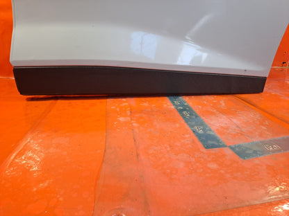 ✅POLESTAR 2 LONG RANGE 2023 REAR LEFT DOOR SILVER + WARRANTY A312 - Image 7