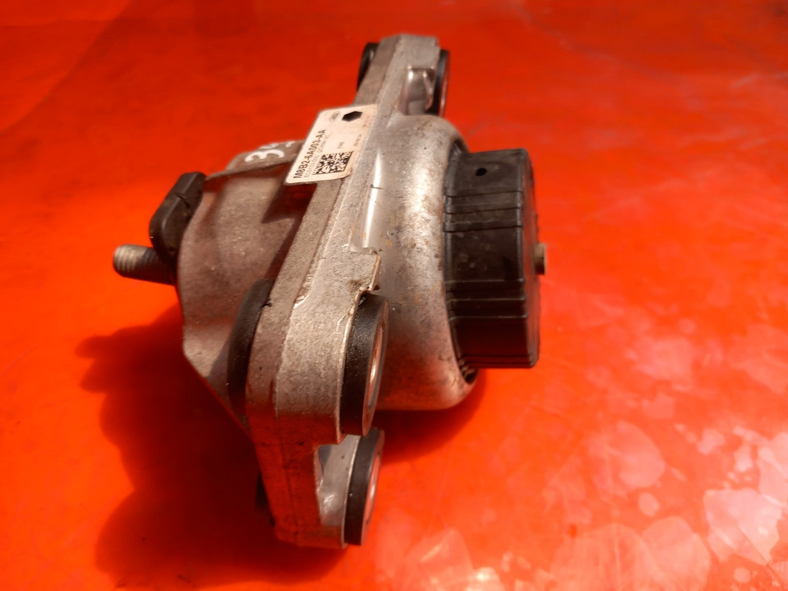 2025 Land Rover Defender L663 Engine Mount  M8B2-6A003-AA Warranty A396 - Image 7