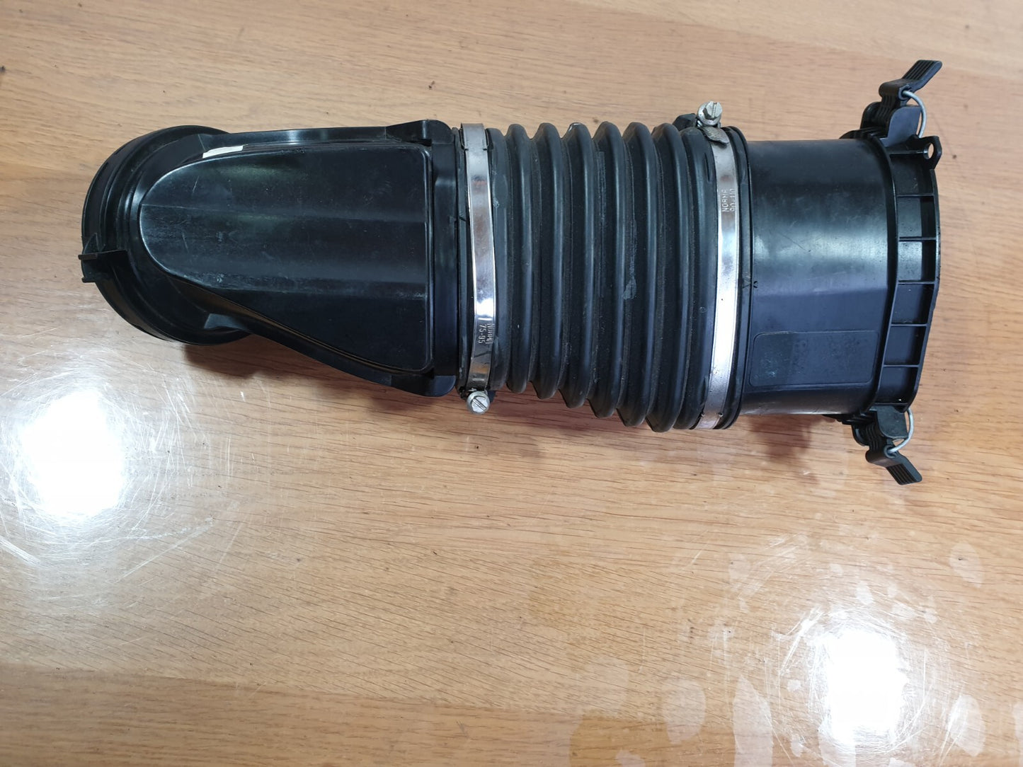 ebay-src:https://i.ebayimg.com/00/s/mtiwmfgxnjaw/z/e~saaoswba1m3y7k/$_57.jpg