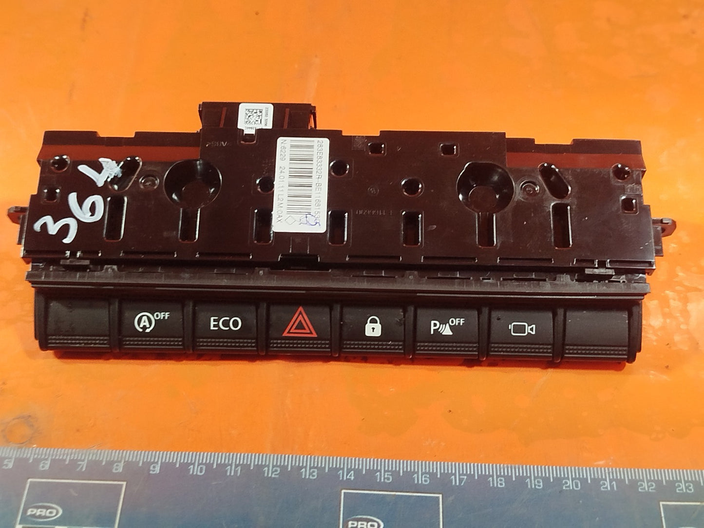 ✅2024 DACIA DUSTER JOURNEY AUTO ON OFF HAZARD CAMERA CONTROL SWITCH 283E83332R - Image 6