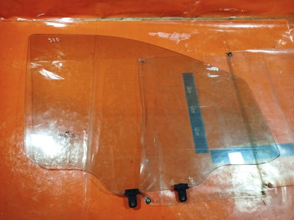 ✅HYUNDAI I800 2.5 DIESEL 2010 FRONT RIGHT DOOR WINDOW GLASS 43R-00240 A325 - Image 11