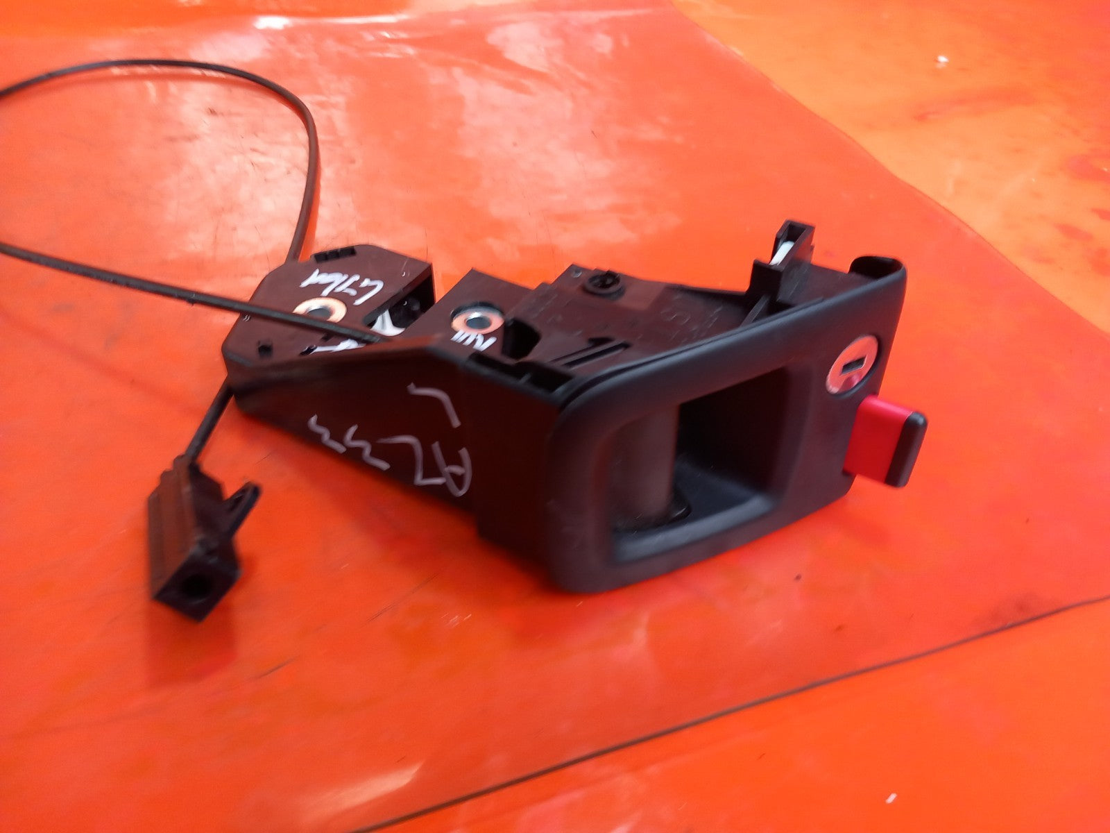 Audi A5 S Line 2.0 Petrol 2010 Rear Left Backrest Catch Latch Lock A223 - Image 9