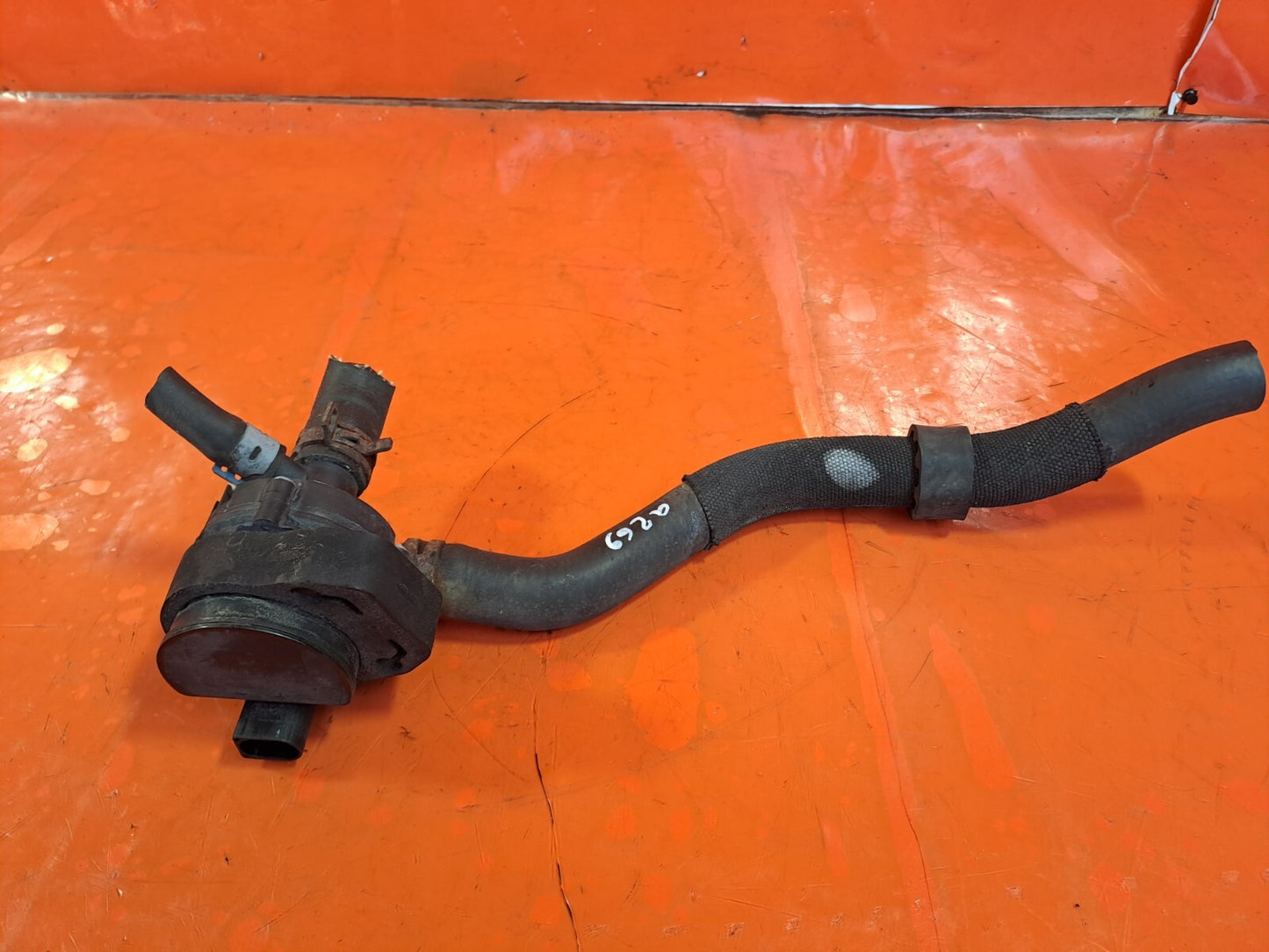 ✅MERCEDES E250 W212 2.1 DIESEL 2011 AUXILIARY WATER PUMP A2128350164 A2118350028 - Image 4