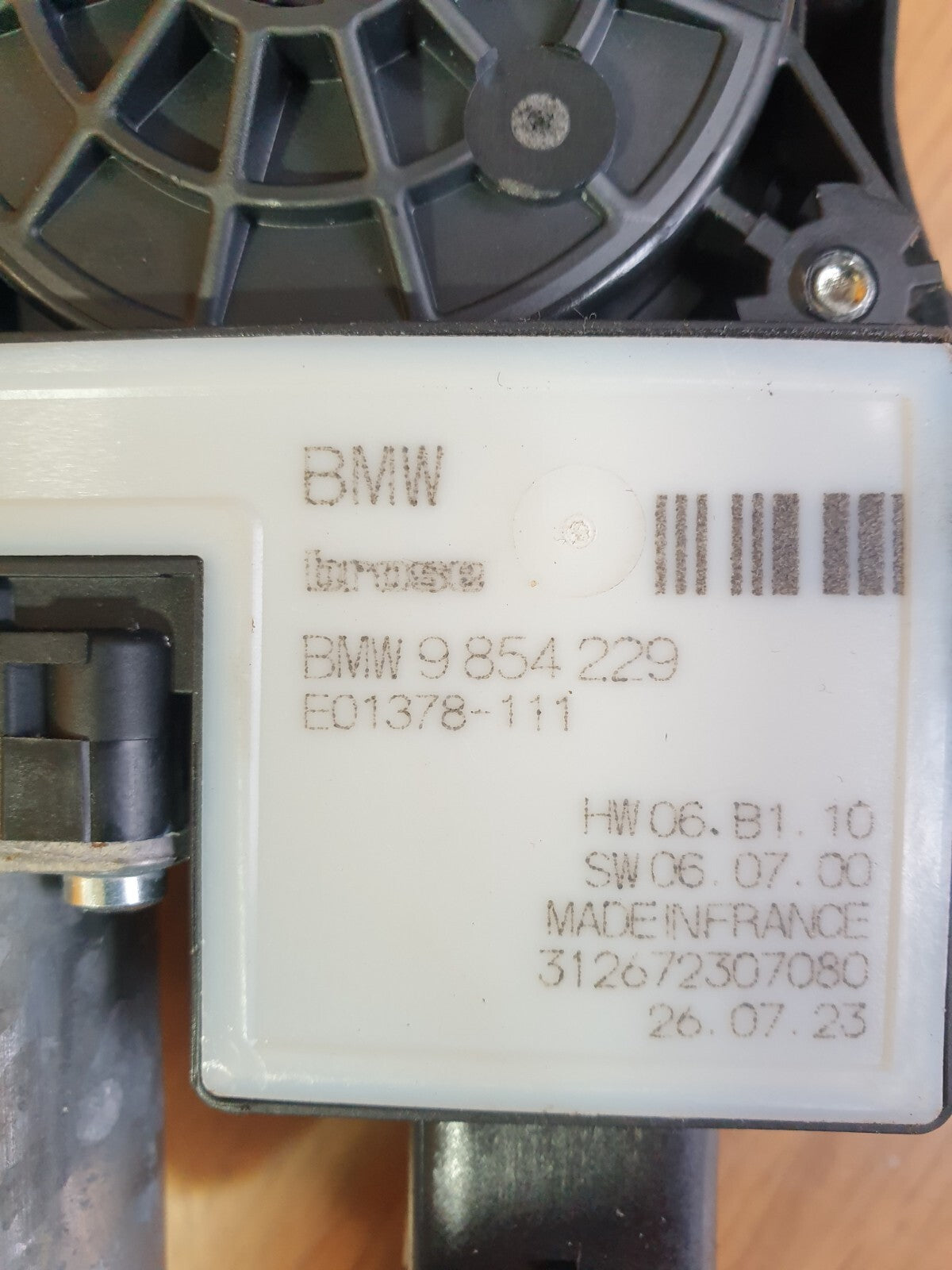 ebay-src:https://i.ebayimg.com/00/s/mtywmfgxmjaw/z/vteaaoswd-xmad3i/$_57.jpg