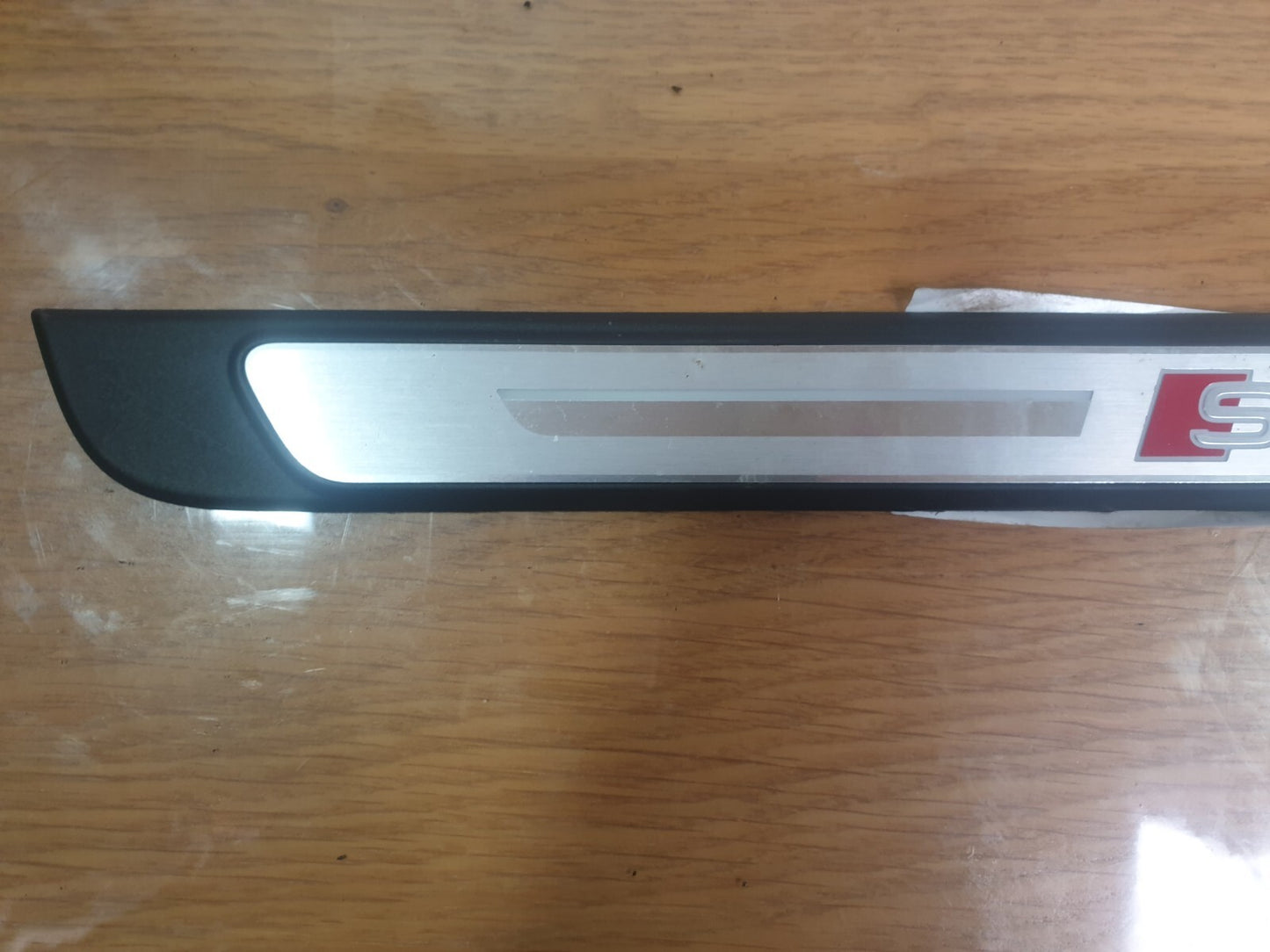 ✅Audi Q4 E-Tron S Line 2023 Front Left Sill Trim Strip 8Y0947417A Warranty A206 - Image 2