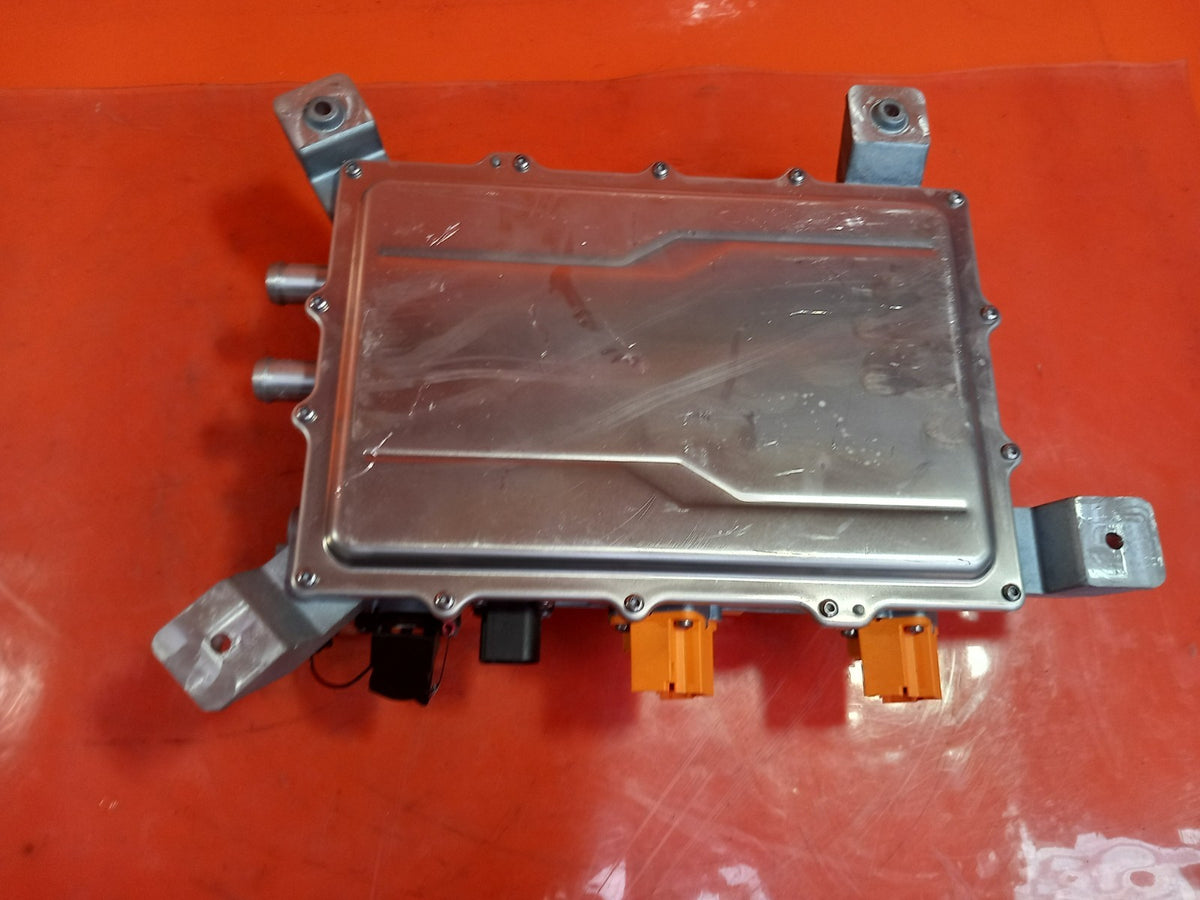 ebay-src:https://i.ebayimg.com/00/s/mtiwmfgxnjaw/z/yewaaeswvz5qgt-t/$_57.jpg