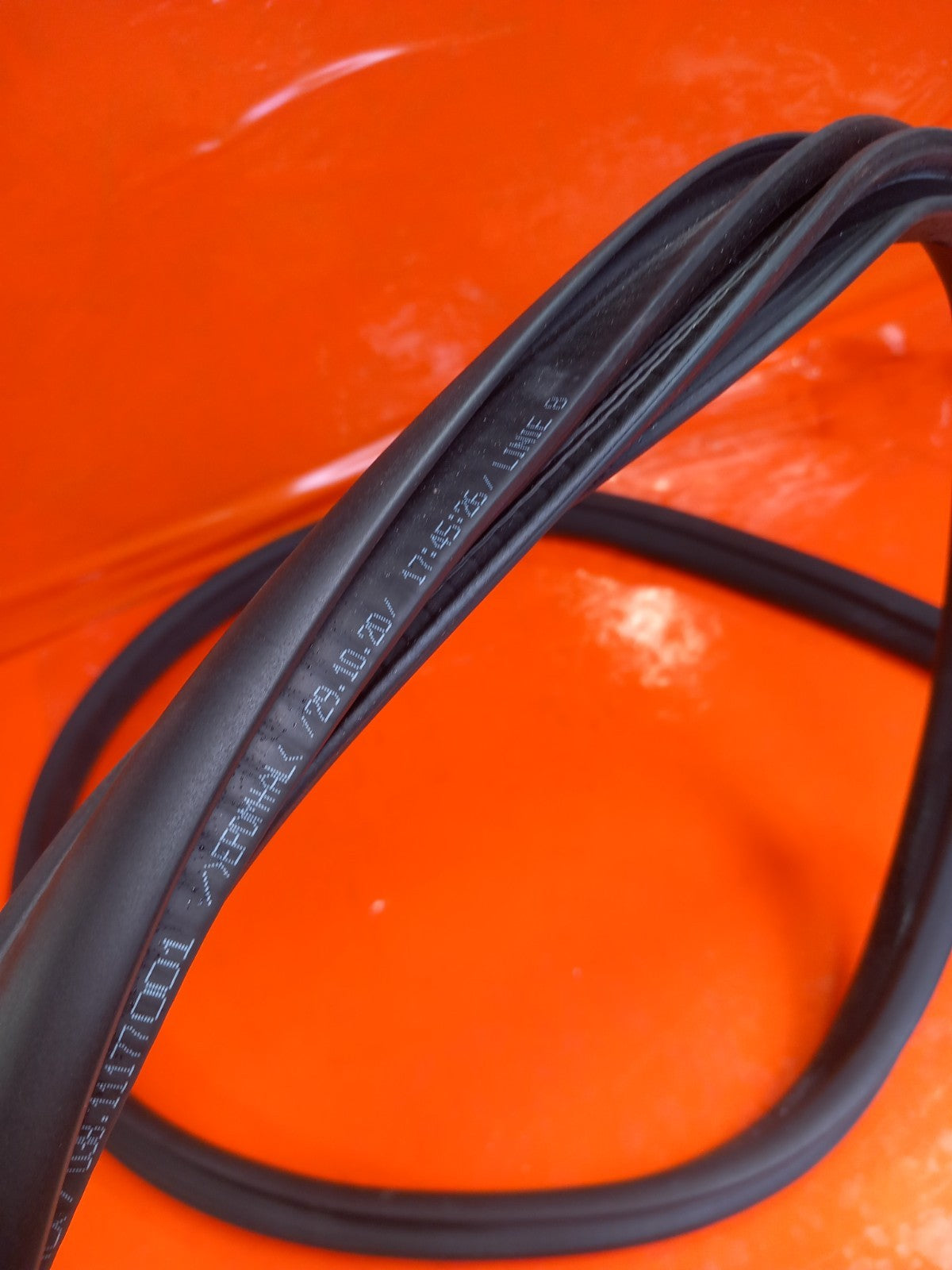 2020 BMW 2 Series F44 M Sport Front Right Door Seal Rubber 7483095 Warranty A386 - Image 7