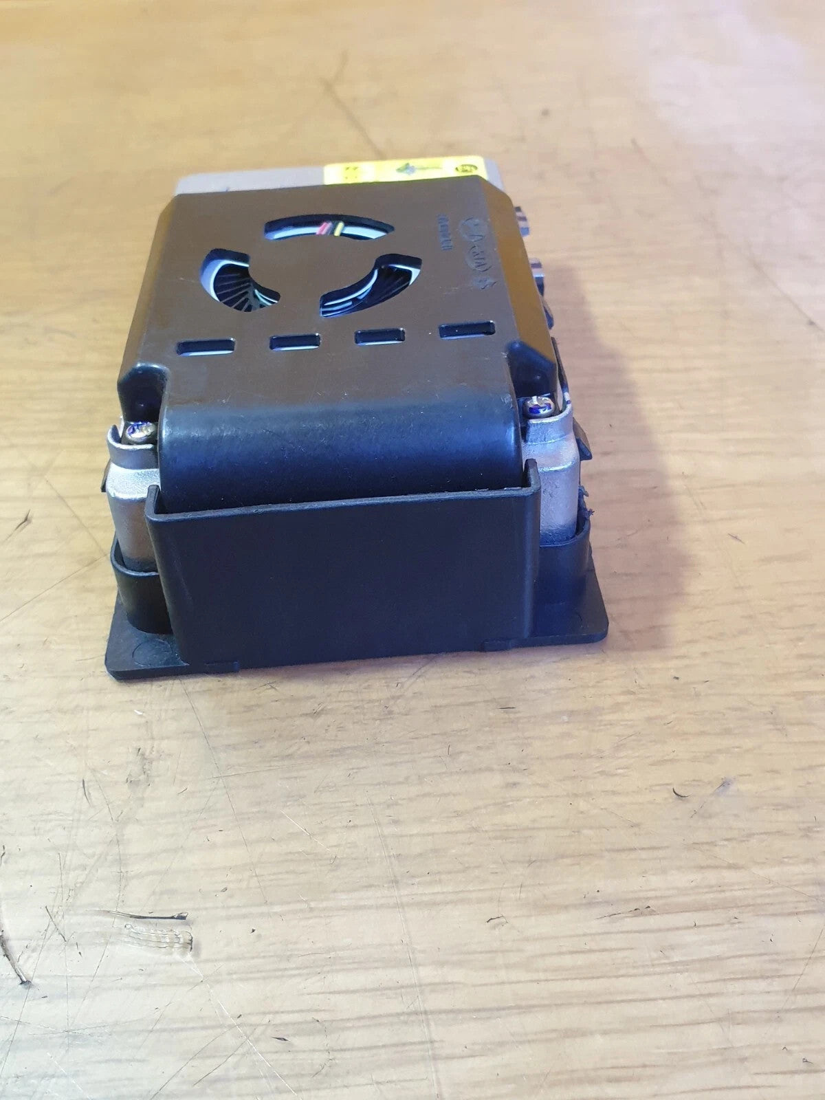 ebay-src:https://i.ebayimg.com/00/s/mtywmfgxmjaw/z/b1iaaeswbspqfwtc/$_57.jpg