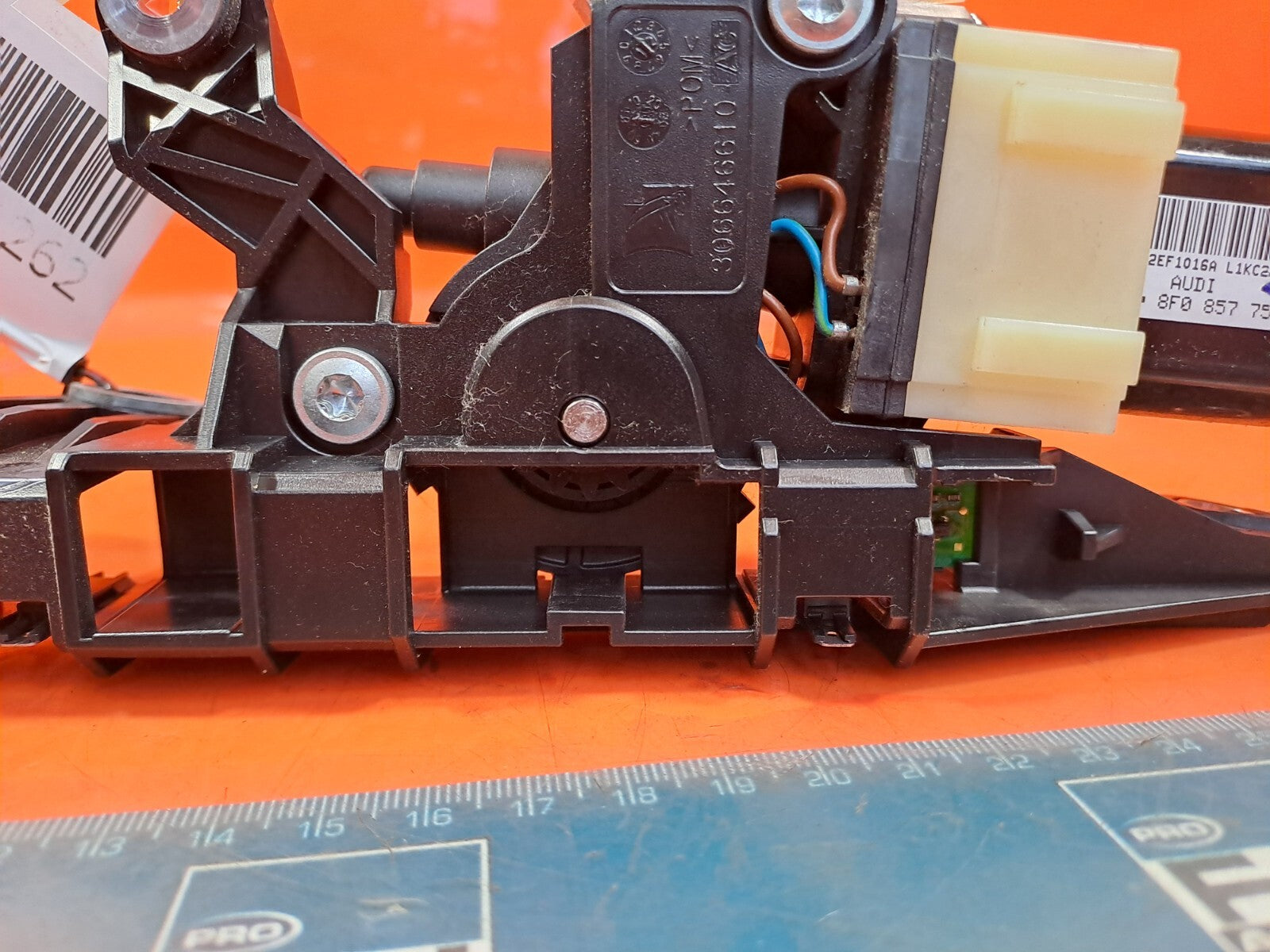 ebay-src:https://i.ebayimg.com/00/s/mtiwmfgxnjaw/z/lyaaaoswewlnla7b/$_57.jpg