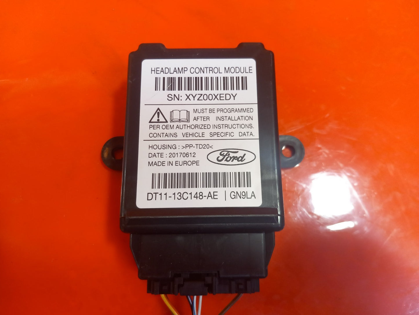 2017 Ford Transit Connect Headlight Control Module DT11-13C148-AE Warranty A369 - Image 2