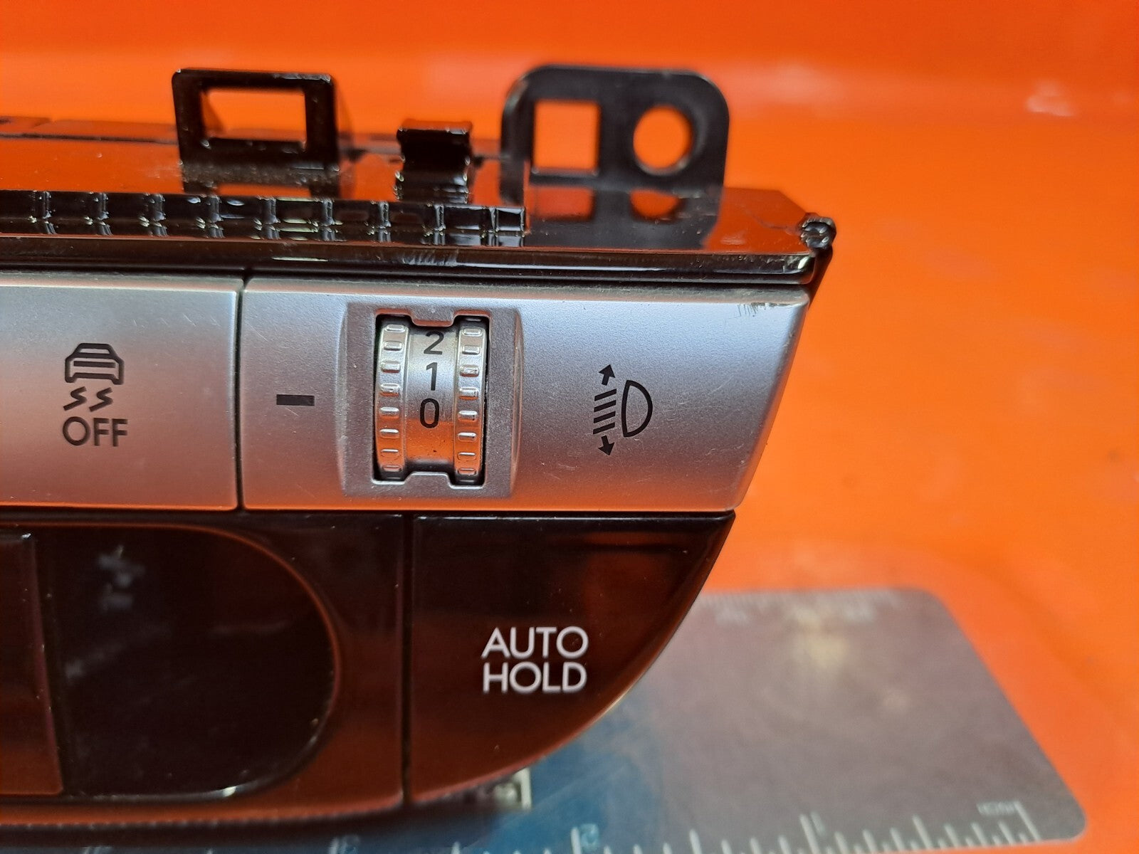 ebay-src:https://i.ebayimg.com/00/s/mtiwmfgxnjaw/z/hq0aaoswqwfndroy/$_57.jpg