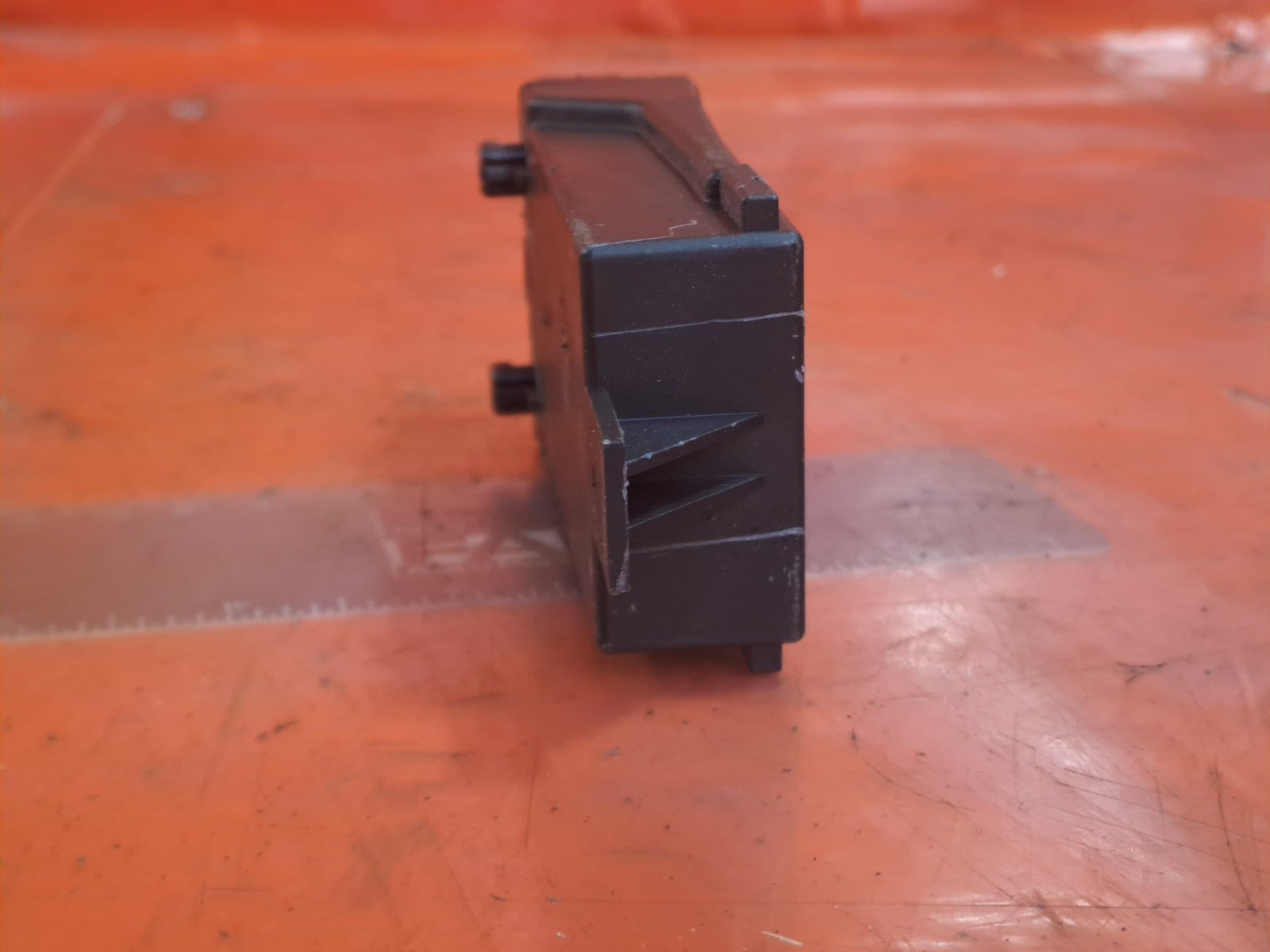 ebay-src:https://i.ebayimg.com/00/s/mtiwmfgxnjaw/z/nogaaeswpelpjxzy/$_57.jpg