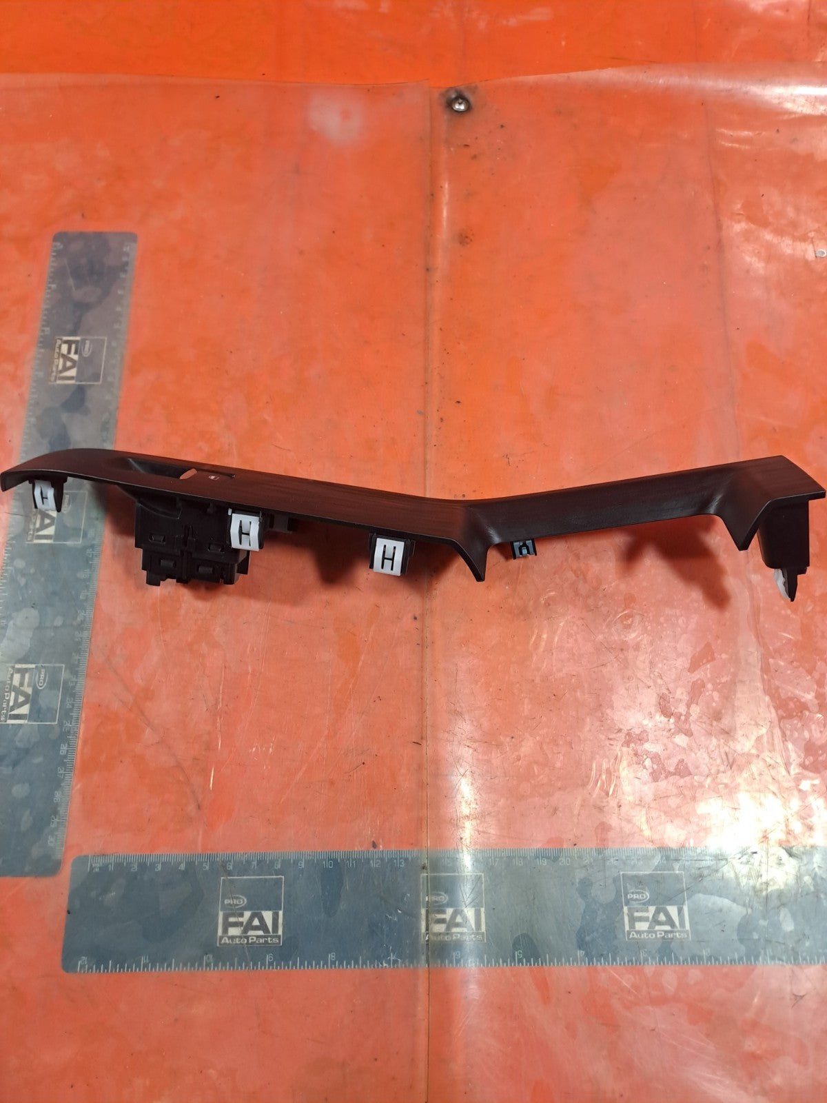✅FORD KUGA ST-LINE 2.5 PETROL 2025 FRONT LEFT WINDOW SWITCH LV4B14B133AEW A326 - Image 8