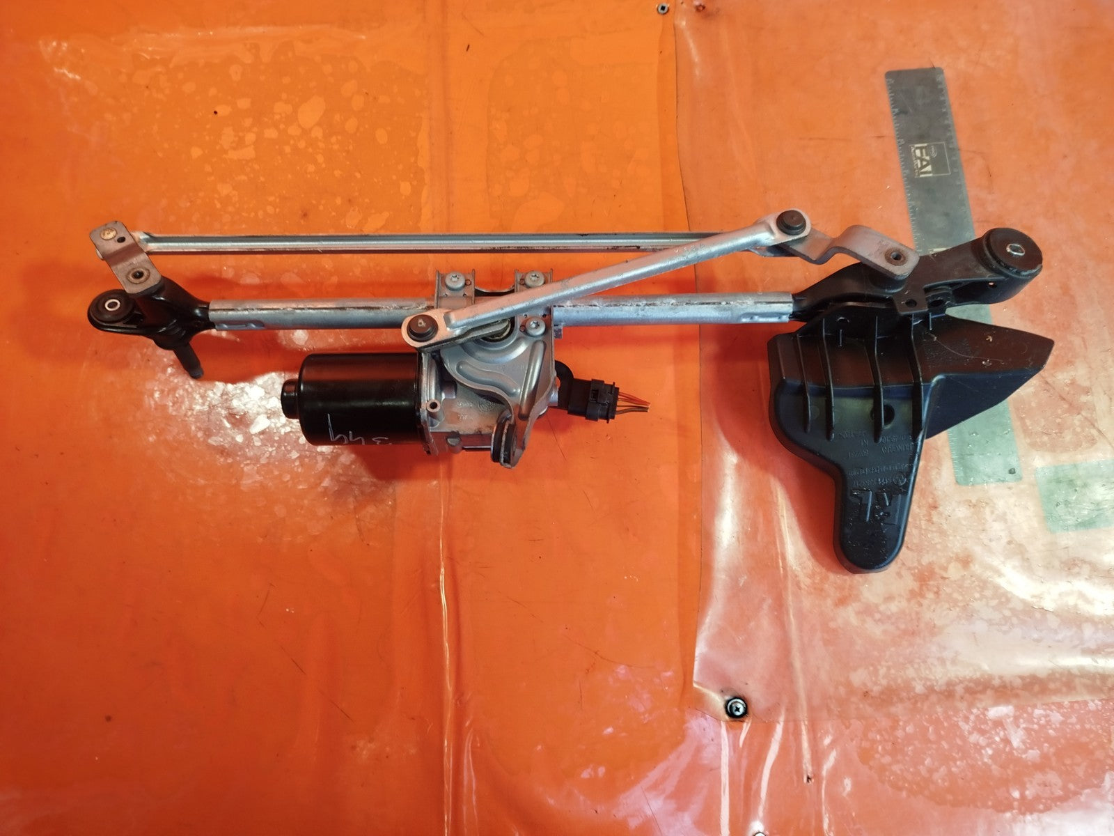✅BMW F23 218D 2.0 DIESEL 2019 FRONT WIPER MOTOR & LINKAGE 7267504 Warranty A344 - Image 9