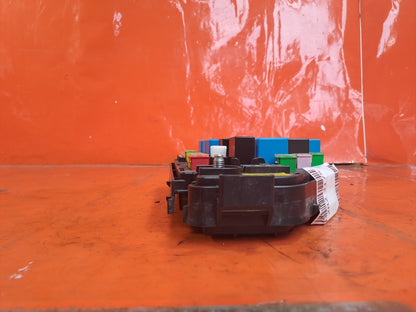 ✅Ssangyong Korando S 2013 2.0 Diesel FUSEBOX RELAY BOX 84410-09000 82356-14000 - Image 5