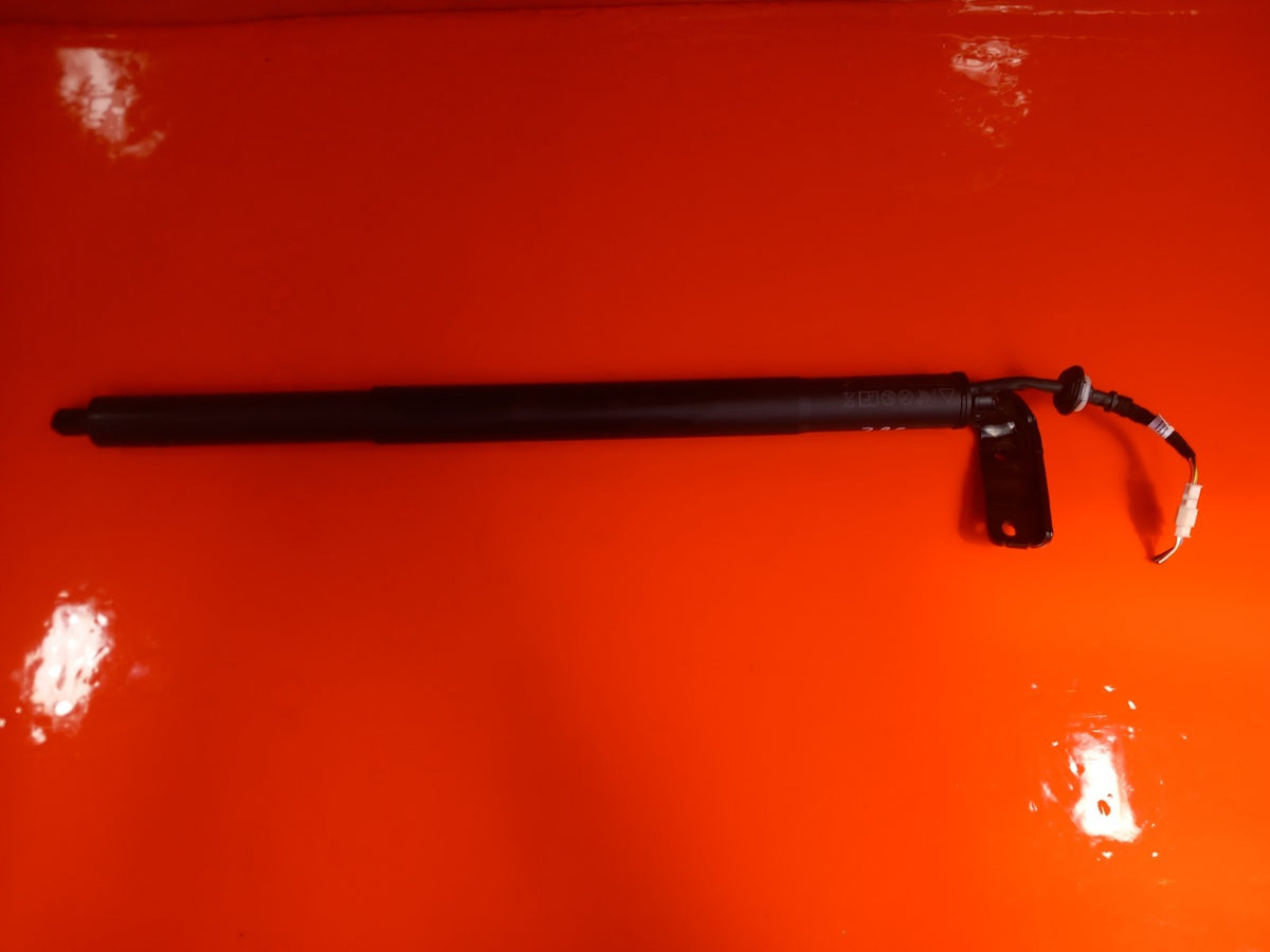 ebay-src:https://i.ebayimg.com/00/s/mtiwmfgxnjaw/z/eciaaeswsfzqwlih/$_57.jpg