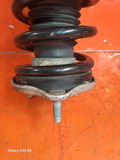 ✅MERCEDES W205 C200 2.0 PETROL 2015 FRONT RIGHT/LEFT SHOCK ABSORBER A2053200713 - Image 2