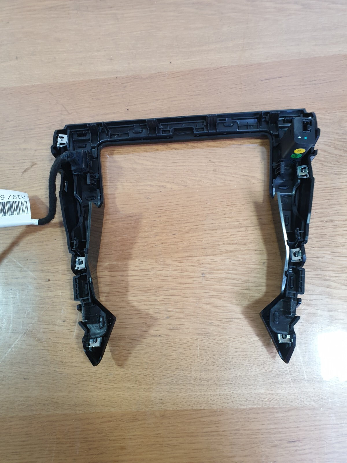 ✅2020 PEUGEOT 208 ALLURE EV CENTRE CONSOLE TRIM AND USB SOCKET 9831377180 A197 - Image 4