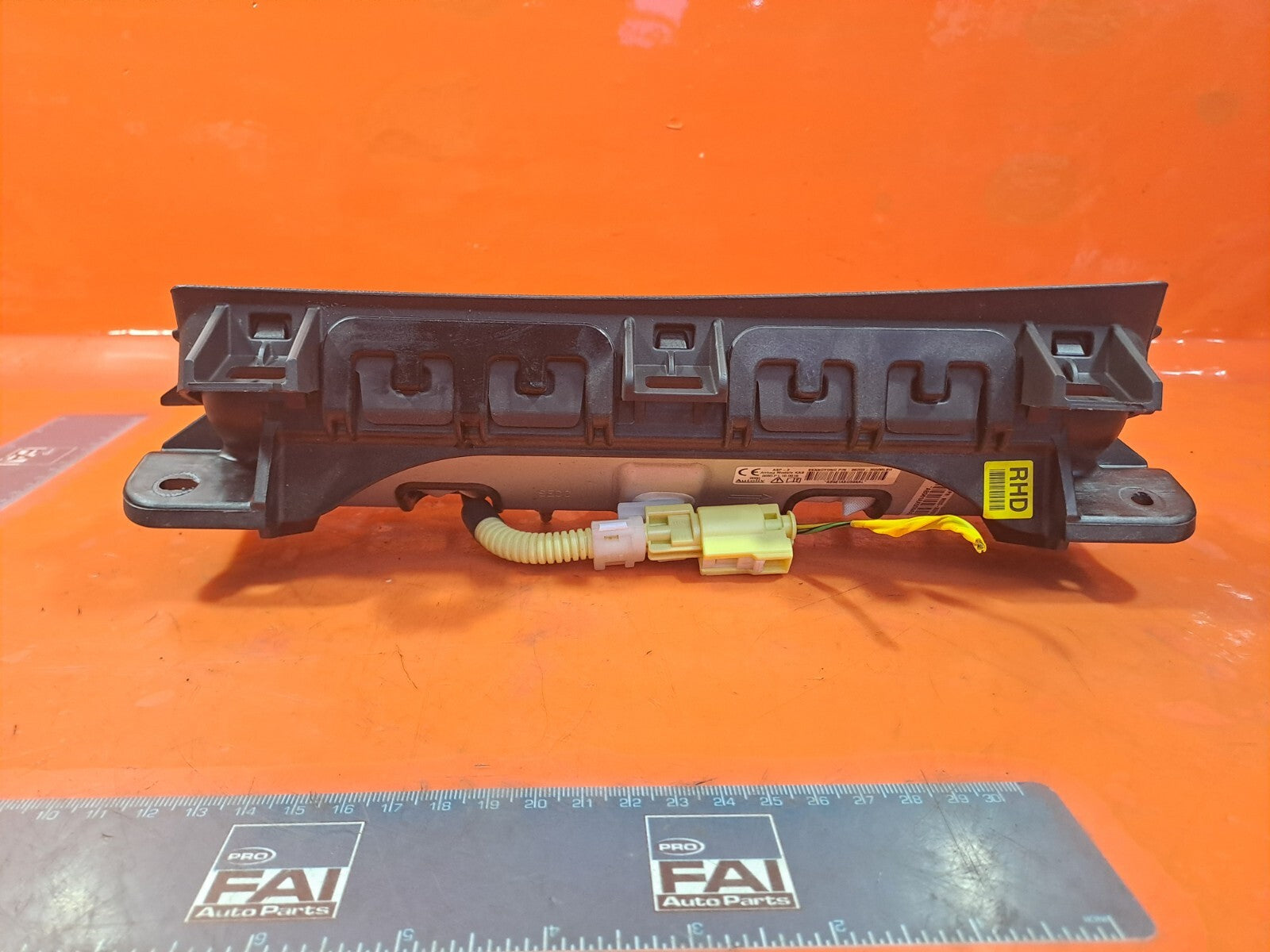 Ssangyong Tivoli Ex 1.6 Diesel 2017 RIGHT KNEE ARBAG 86203-35500 Warranty A230 - Image 6